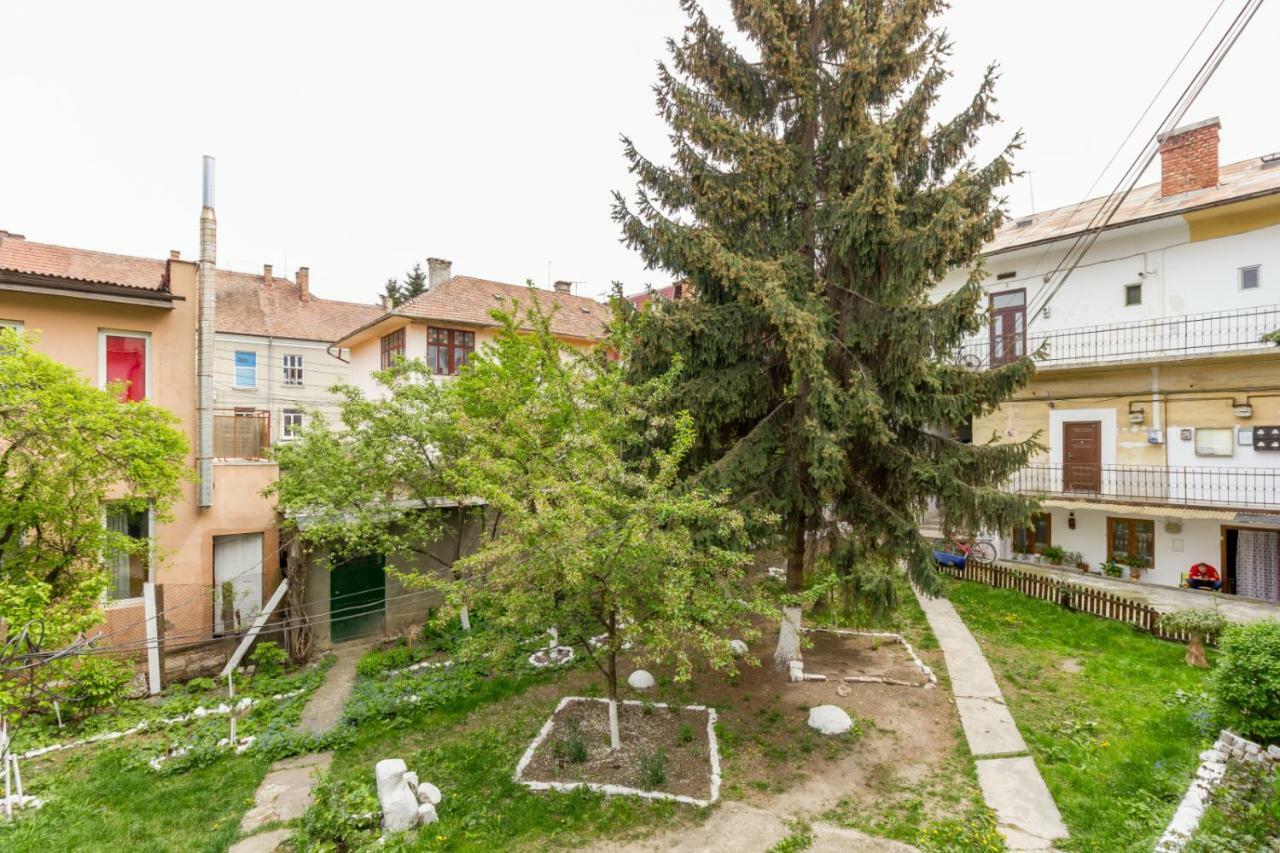 City Chic 3 Bedroom Apartment Cluj-Napoca Exterior photo